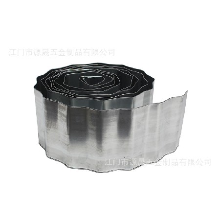 定制鐵皮花園草坪護(hù)欄lawn edge籬笆鍍鋅鐵金屬波紋邊緣草坪護(hù)欄