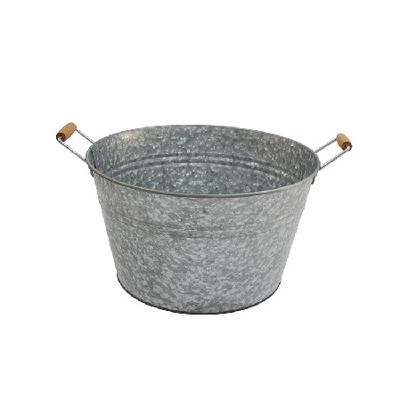 Galvanized metal drink tub